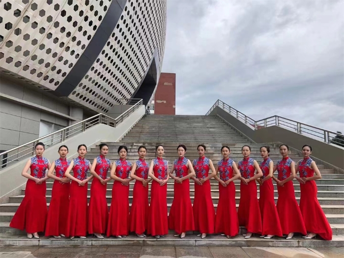 校团委大学生艺术团礼仪部 校团委大学生艺术团礼仪部