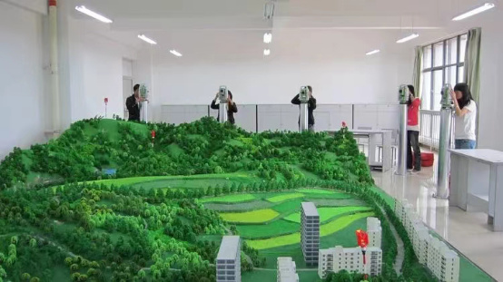 图片 1(1) 图片 1(1)