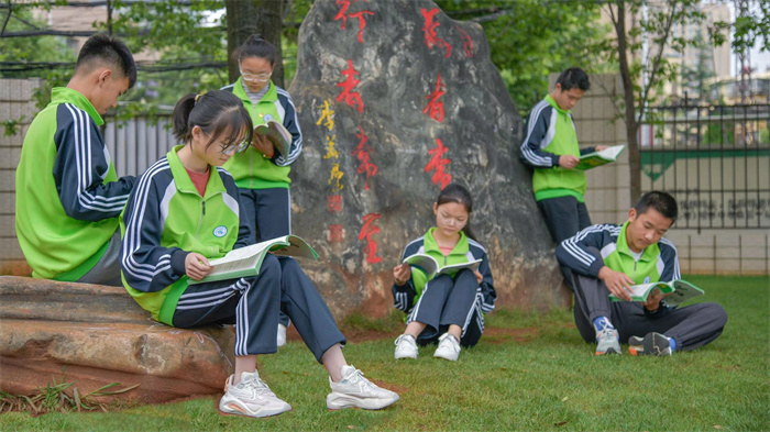 4825a3495db67849052e338f3202ccf