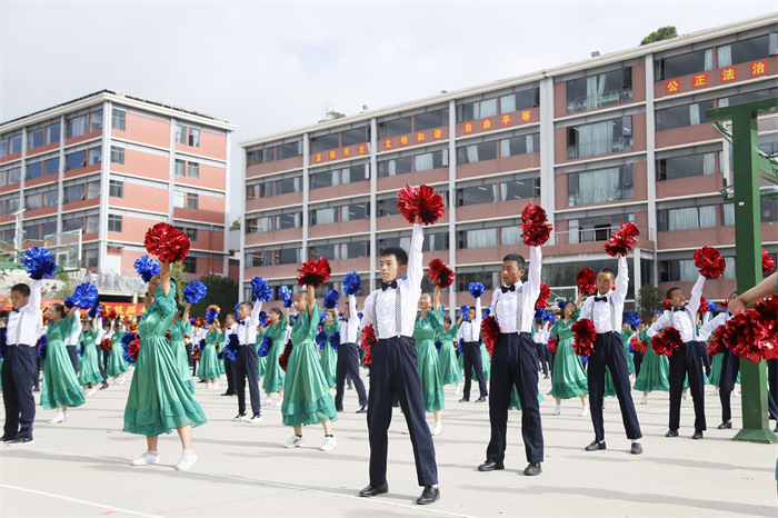 校园华尔兹 校园华尔兹