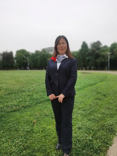 昆九中潘柳老师