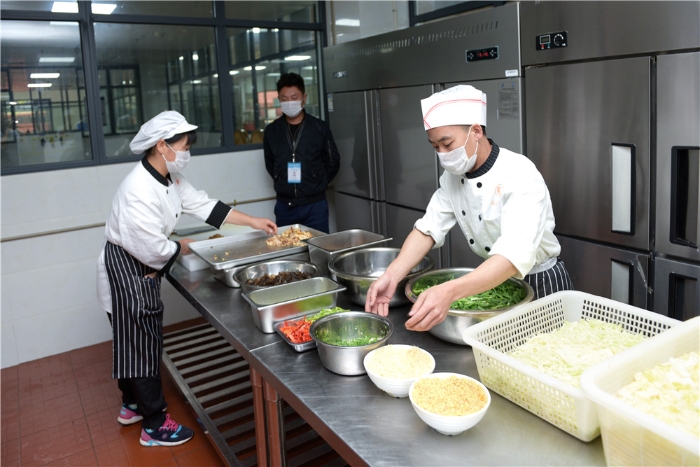 7干净卫生的备餐区