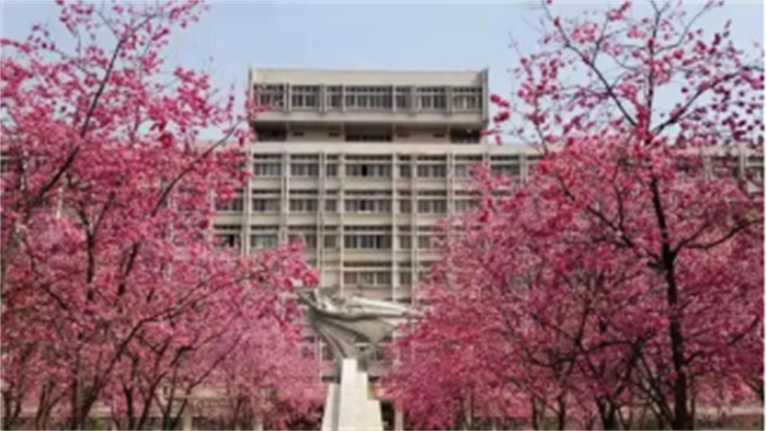 fdde1eba68130767d1a129f8ff45d28