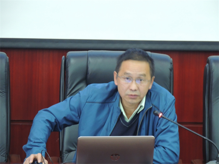 1教育部表彰优秀教师、享受云南省政府津贴、正高级、特级、春城名师、高中数学名师工作室主持人朱志刚老师 1教育部表彰优秀教师、享受云南省政府津贴、正高级、特级、春城名师、高中数学名师工作室主持人朱志刚老师