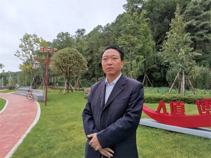 万里明老师 万里明老师