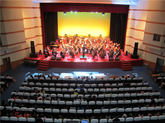 粤秀中学举行高雅艺术进校园活动 粤秀中学举行高雅艺术进校园活动