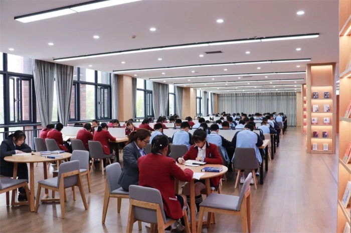 1 官渡区图书馆西南大学官渡实验学校分馆 1 官渡区图书馆西南大学官渡实验学校分馆