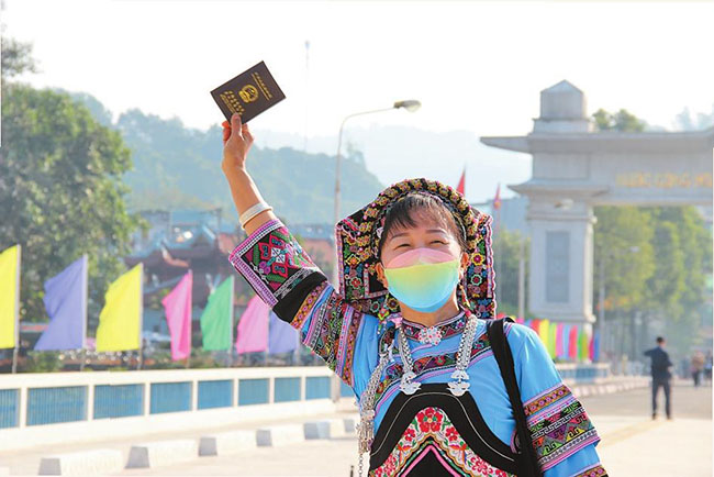 65b6a050-e0b1-4d51-b85f-fe0ce9fbc41a