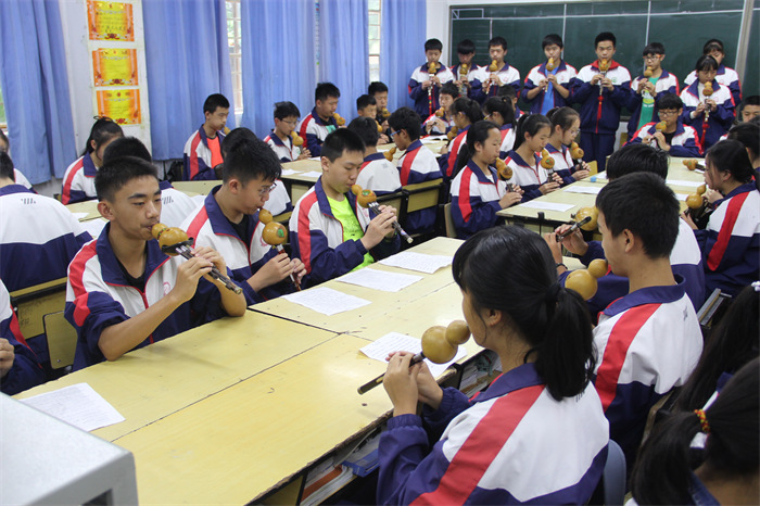 每人一件乐器 每人一件乐器