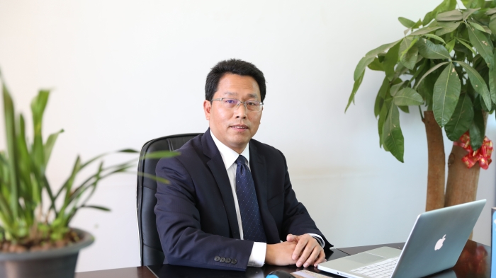 1.刘世联校长照片(呈贡区名校长) 1.刘世联校长照片(呈贡区名校长)