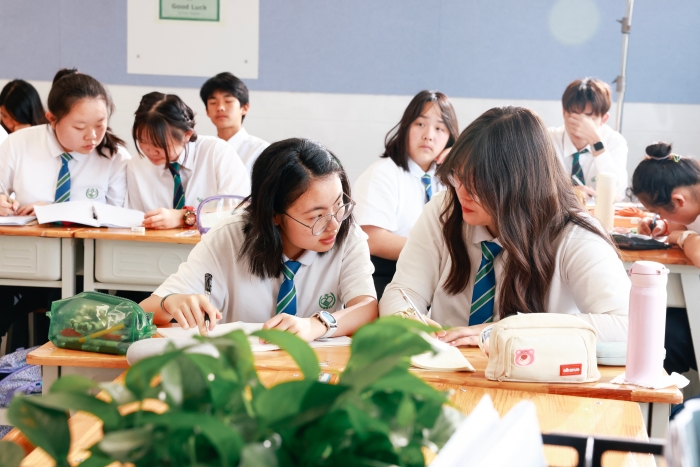 我们的学生3 (2)