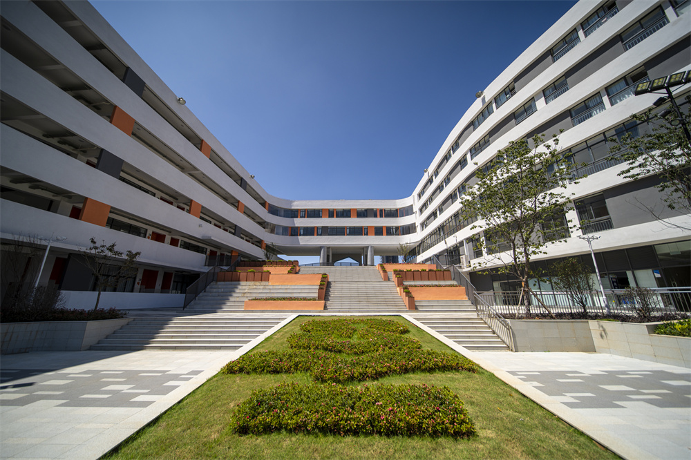 中学部教学楼 中学部教学楼