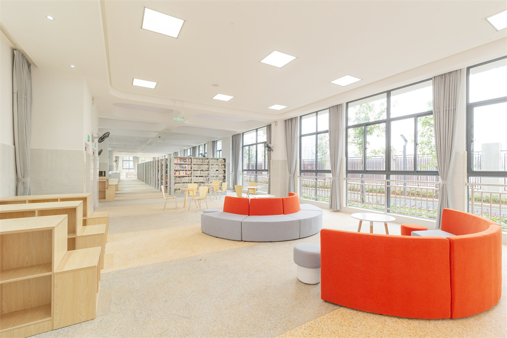 图书阅览室 图书阅览室