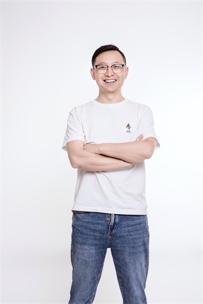 初三二班 张小龙 初三二班 张小龙