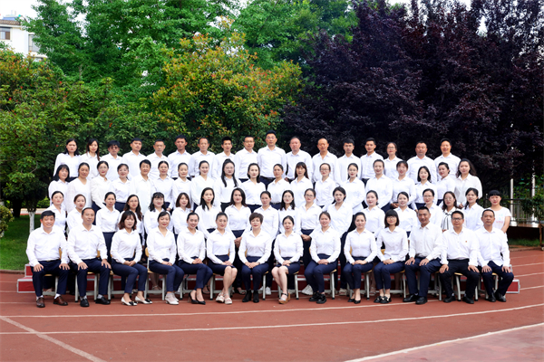 龙泉育才学校师资队伍 龙泉育才学校师资队伍
