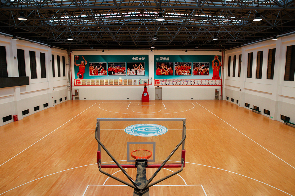 轮播6.NBA规格的室内篮球馆 轮播6.NBA规格的室内篮球馆