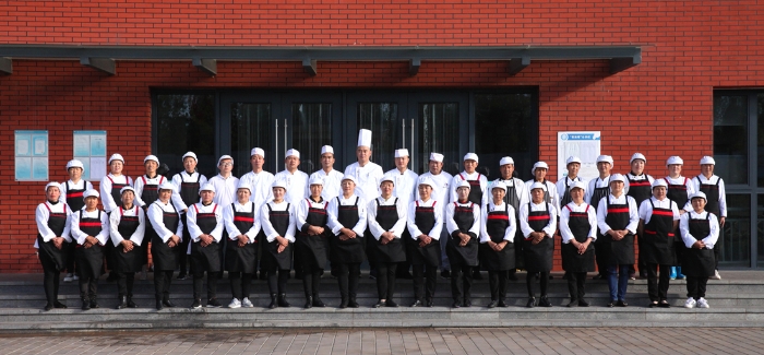 5食堂职工团队_副本 5食堂职工团队_副本