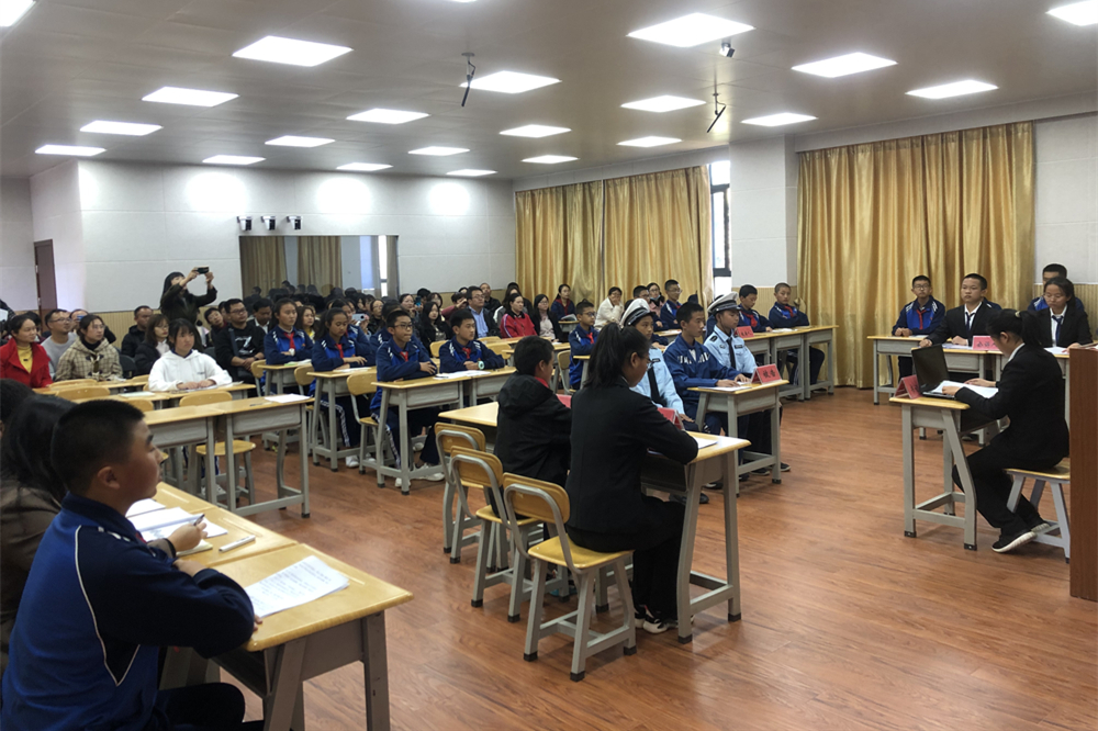 模拟法庭2_副本 模拟法庭2_副本