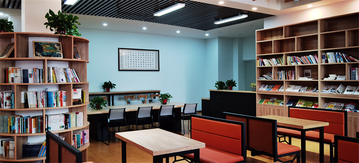环湖阅览室2 环湖阅览室2