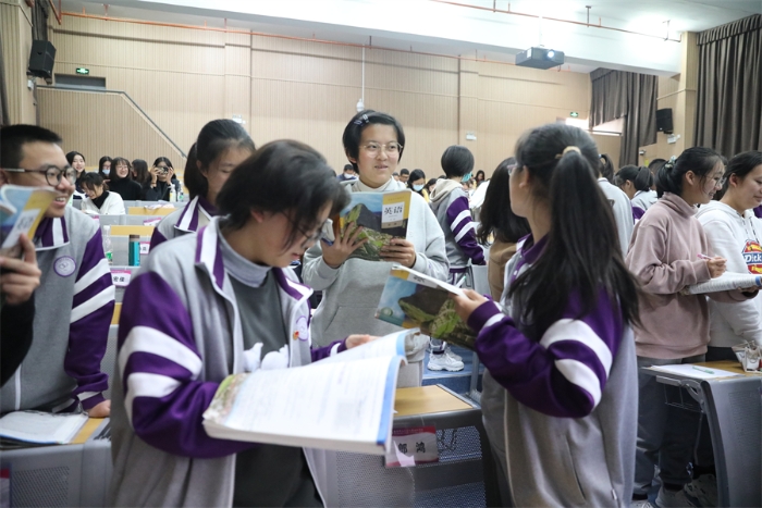 特色英语课程_副本