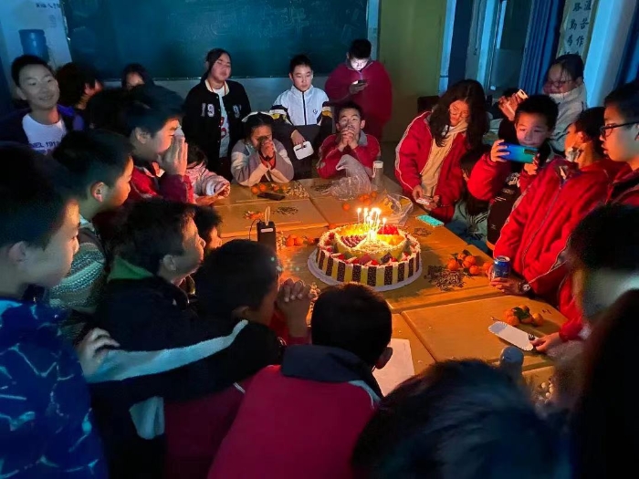 办学特色4 办学特色4