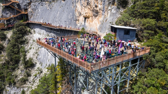 6331f6fa-06e0-4843-a7ef-a4c41cb5733e 6331f6fa-06e0-4843-a7ef-a4c41cb5733e