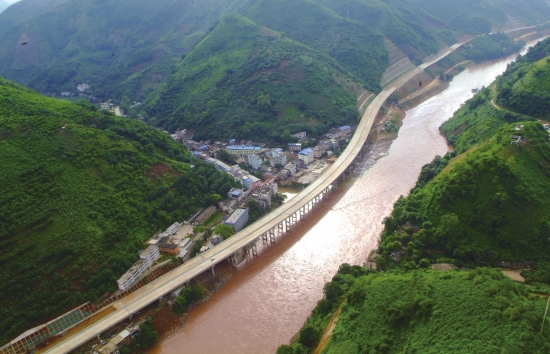 红河,发展,成绩