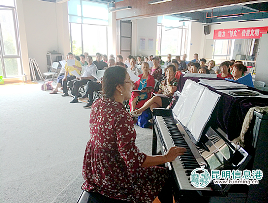 开展老年人声乐培训活动