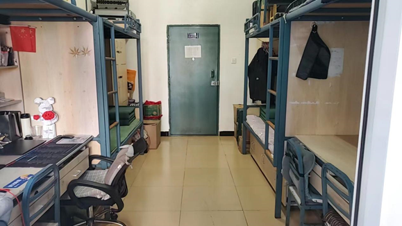 学生公寓6人间 学生公寓6人间