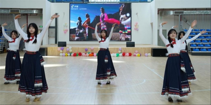 人文与艺术设计学院文化艺术节3 人文与艺术设计学院文化艺术节3