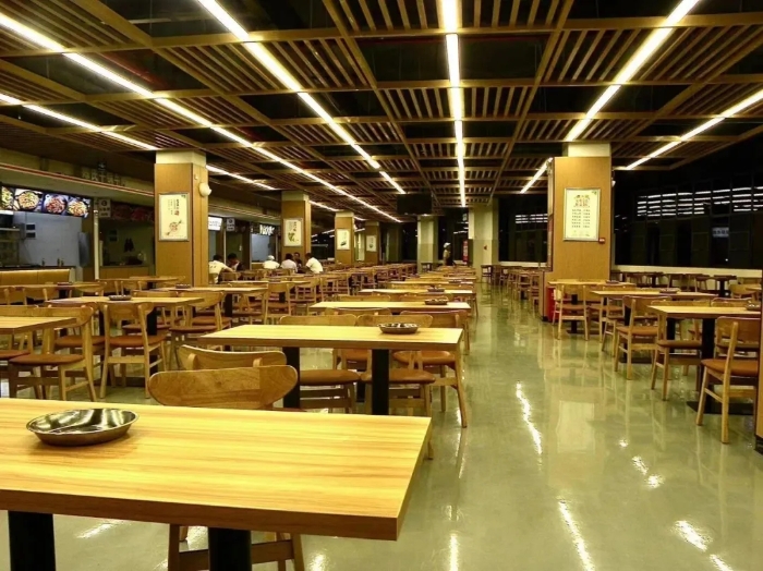 食堂 食堂