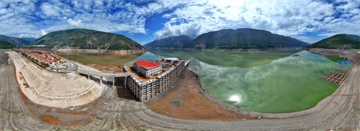 3-2《金沙江第一港》东川 -gj