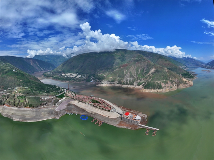 3-5《金沙江第一港》东川gj