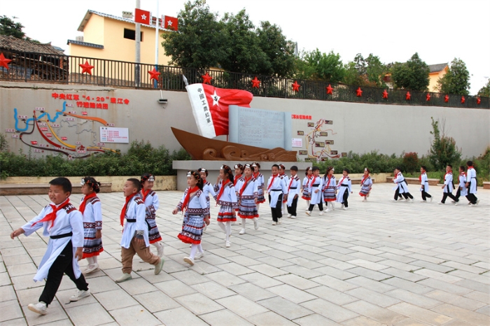 3-4《走红军道路》云南昆明寻甸鲁口哨2022.5.30-IMG_9657-gj