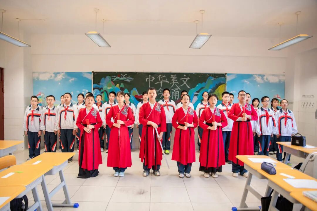 聚焦课程育人理念  聚力时代新人培育