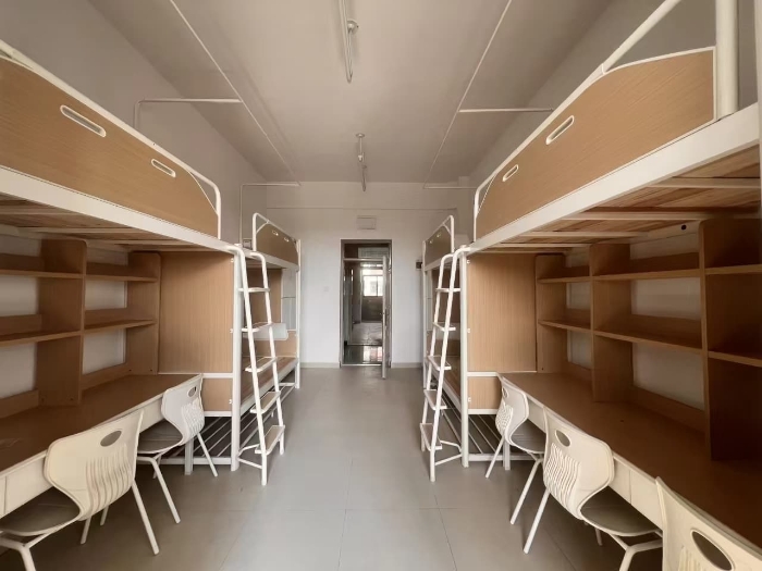 学生宿舍内部