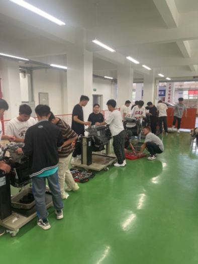 校内拆装实习