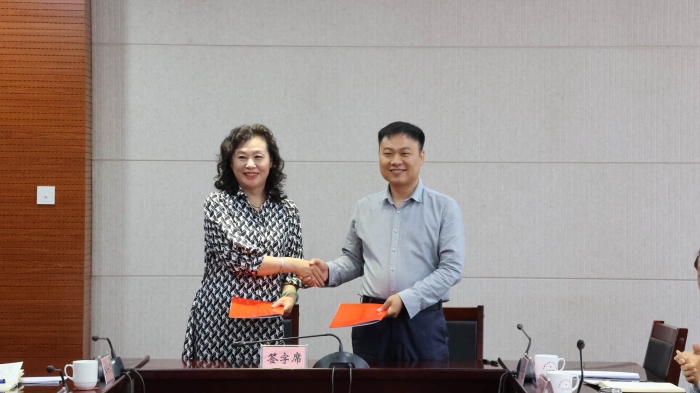 1与怒江傈僳族自治州教育体育局签订教育帮扶合作协议 1与怒江傈僳族自治州教育体育局签订教育帮扶合作协议