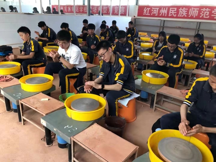 12建水研学 12建水研学