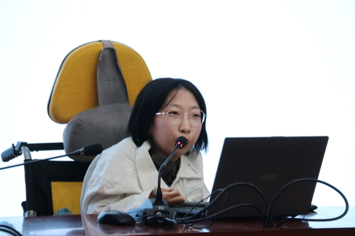 图5校友大讲坛-徐瑞阳 图5校友大讲坛-徐瑞阳