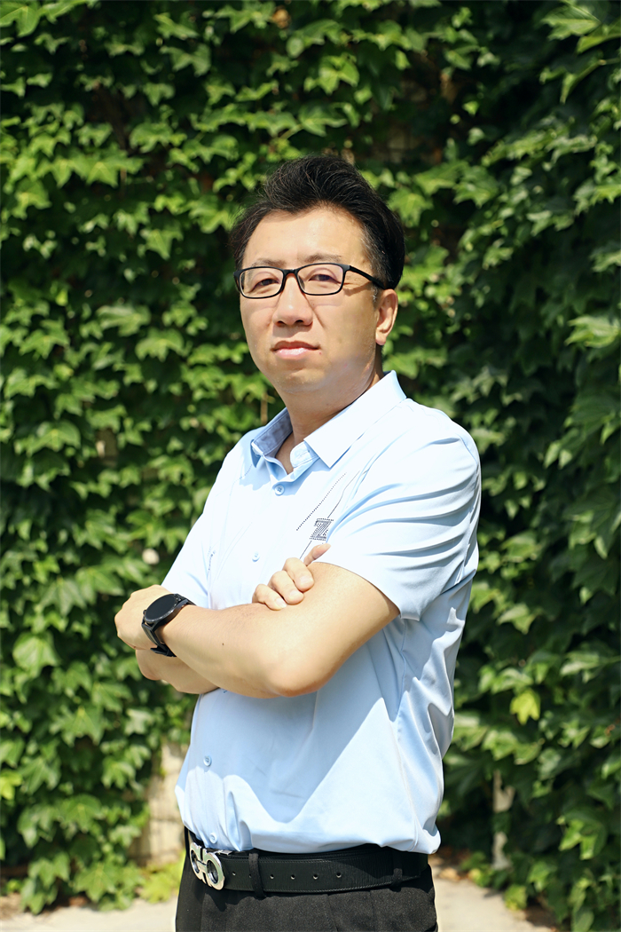 初中物理、省级学科带头人、昆明教学名师:葛长征 初中物理、省级学科带头人、昆明教学名师:葛长征