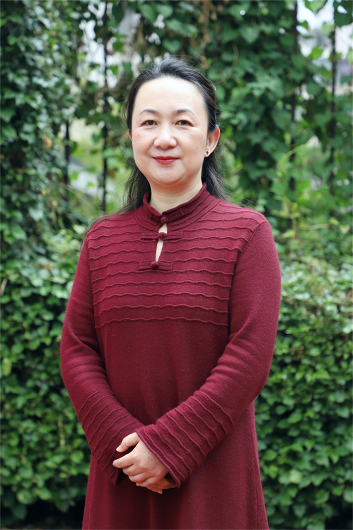 高中英语、区级学科带头人:杨雪莲 高中英语、区级学科带头人:杨雪莲
