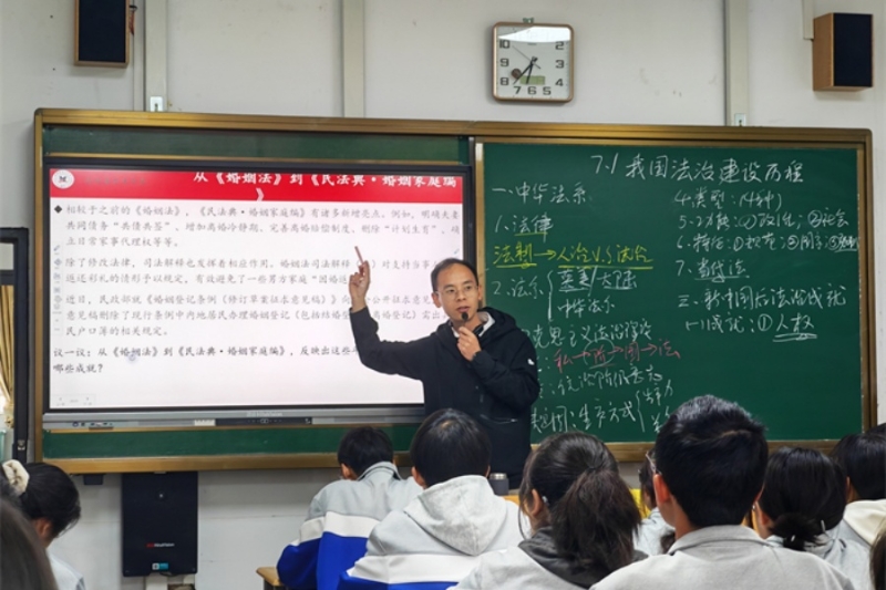 1897283_700x700 (1) 1897283_700x700 (1)