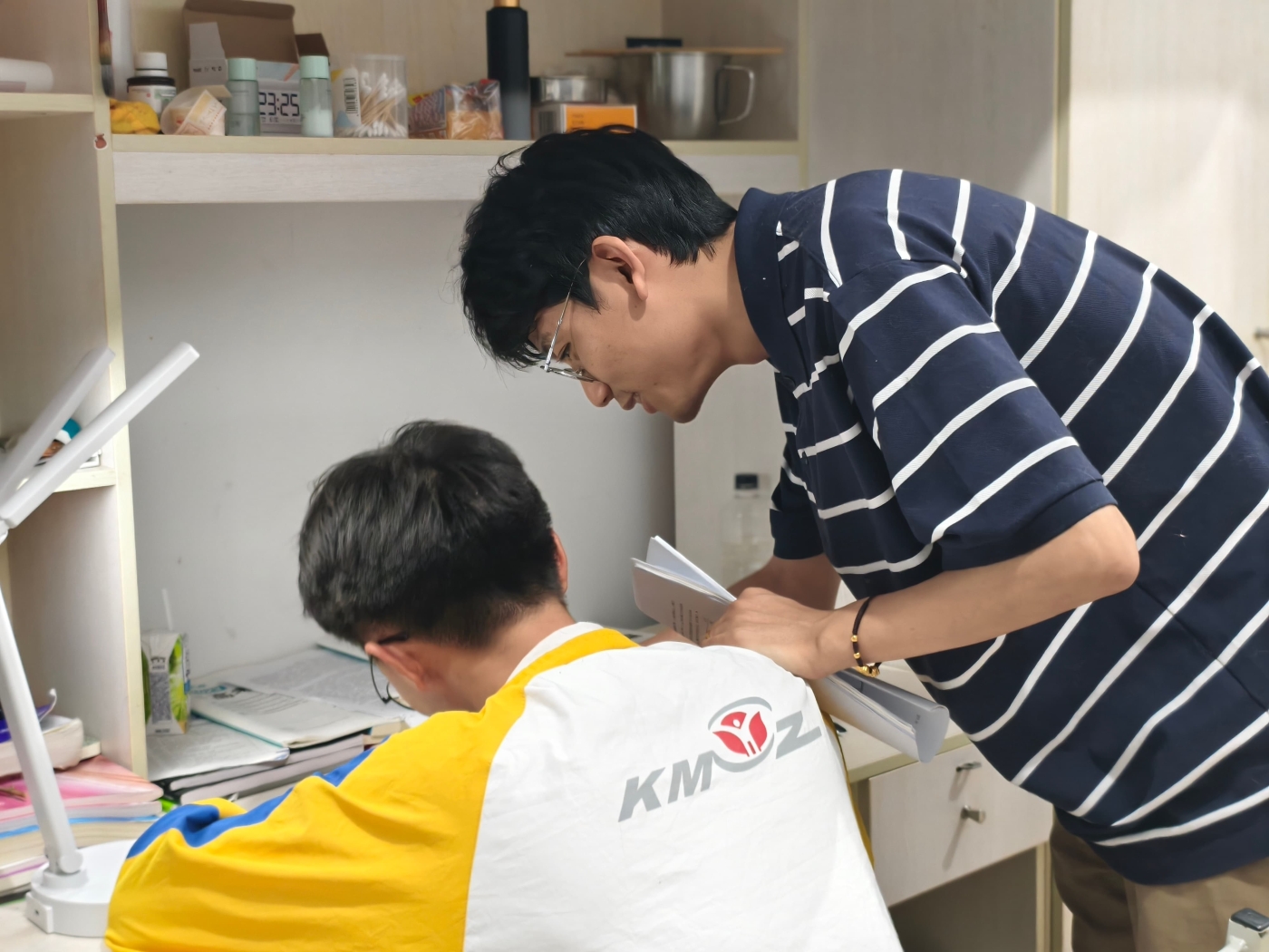 查宿舍1 (1) 查宿舍1 (1)