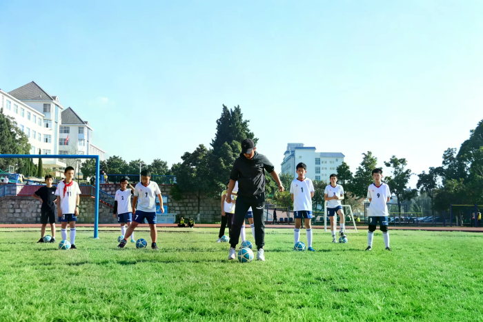 活动 (3).webp 活动 (3).webp