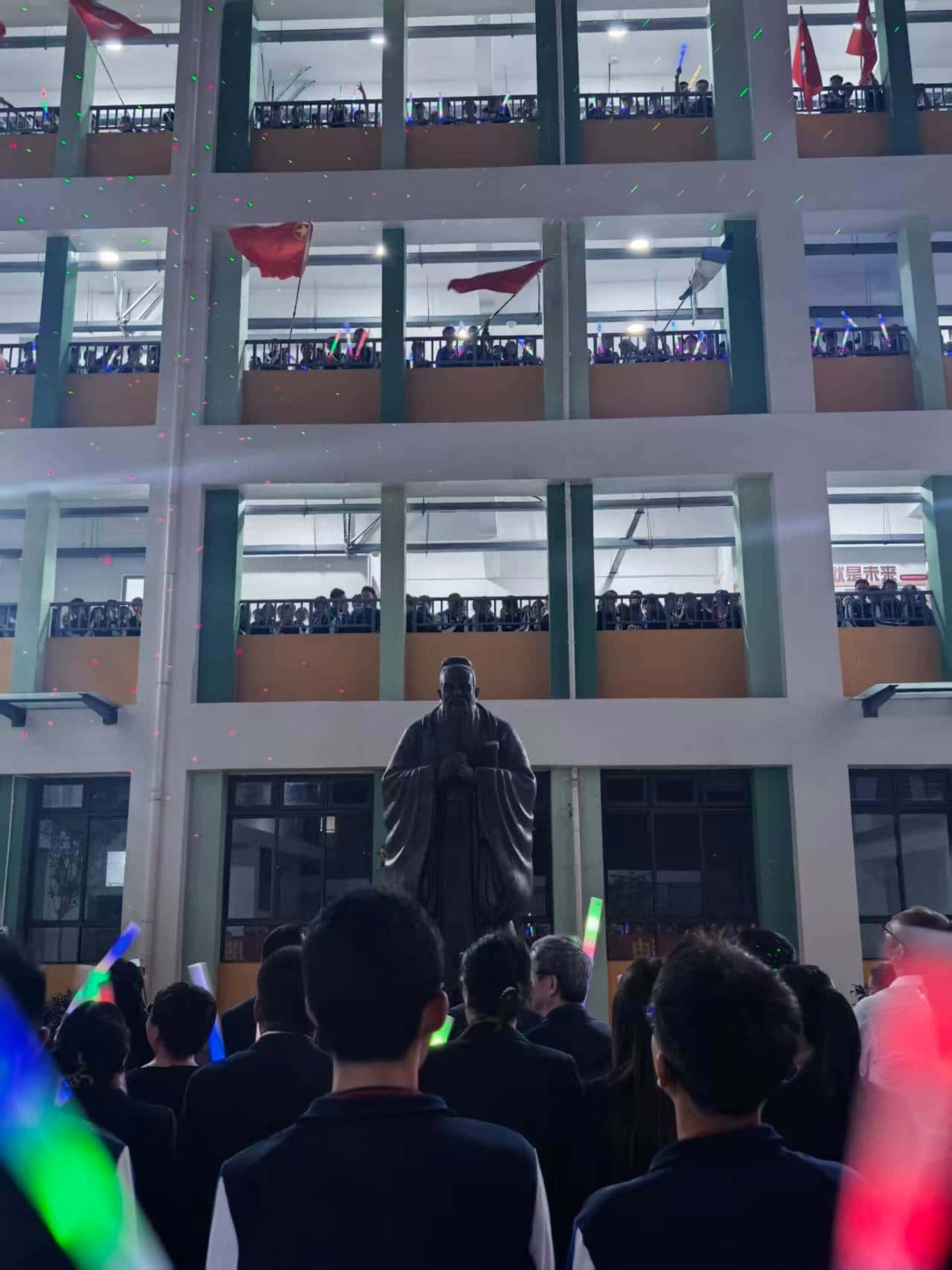 喊楼2 (1) 喊楼2 (1)