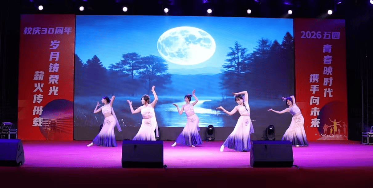 图片 (49) 图片 (49)