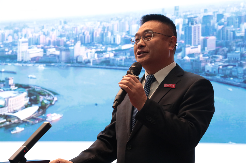 科学家进校园——刘殿文教授 科学家进校园——刘殿文教授