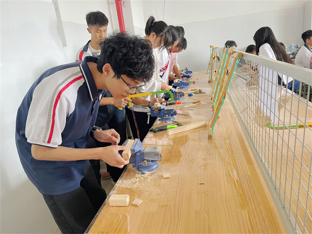 2026届高二通用技术-木工-孔明锁制作 (2) 2026届高二通用技术-木工-孔明锁制作 (2)