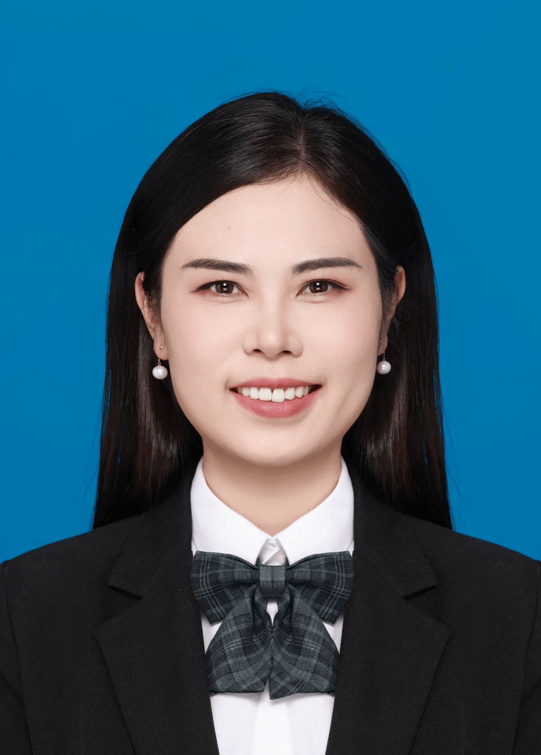 李静静 (1) 李静静 (1)